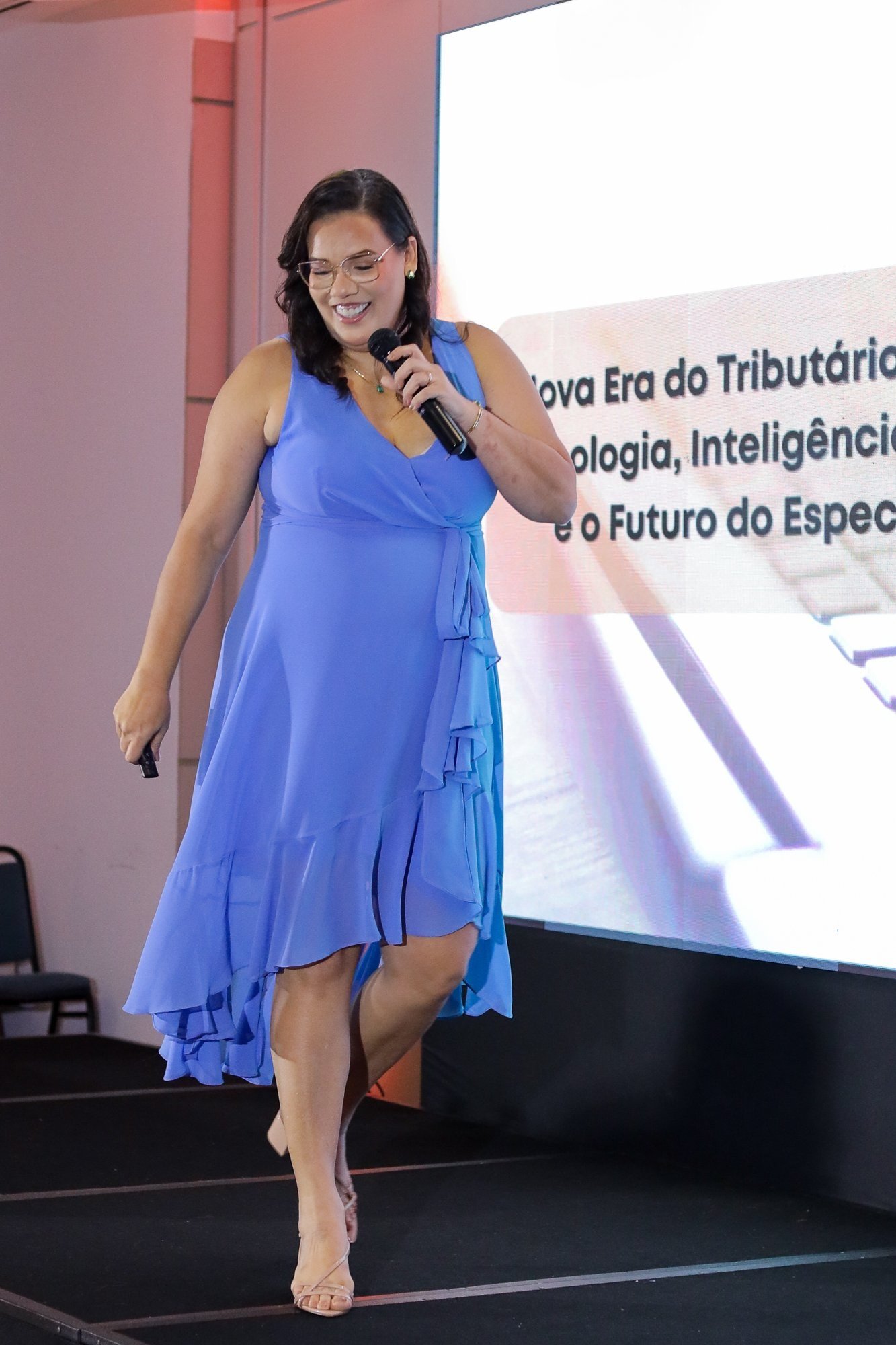 Lilian Verçosa no palco do ENTES